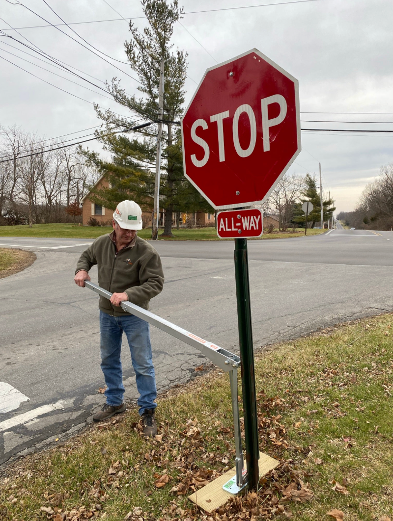 JackJaw® JJ0500 Sign Post Extractor: One Tool, Two Jobs, Zero Guesswork