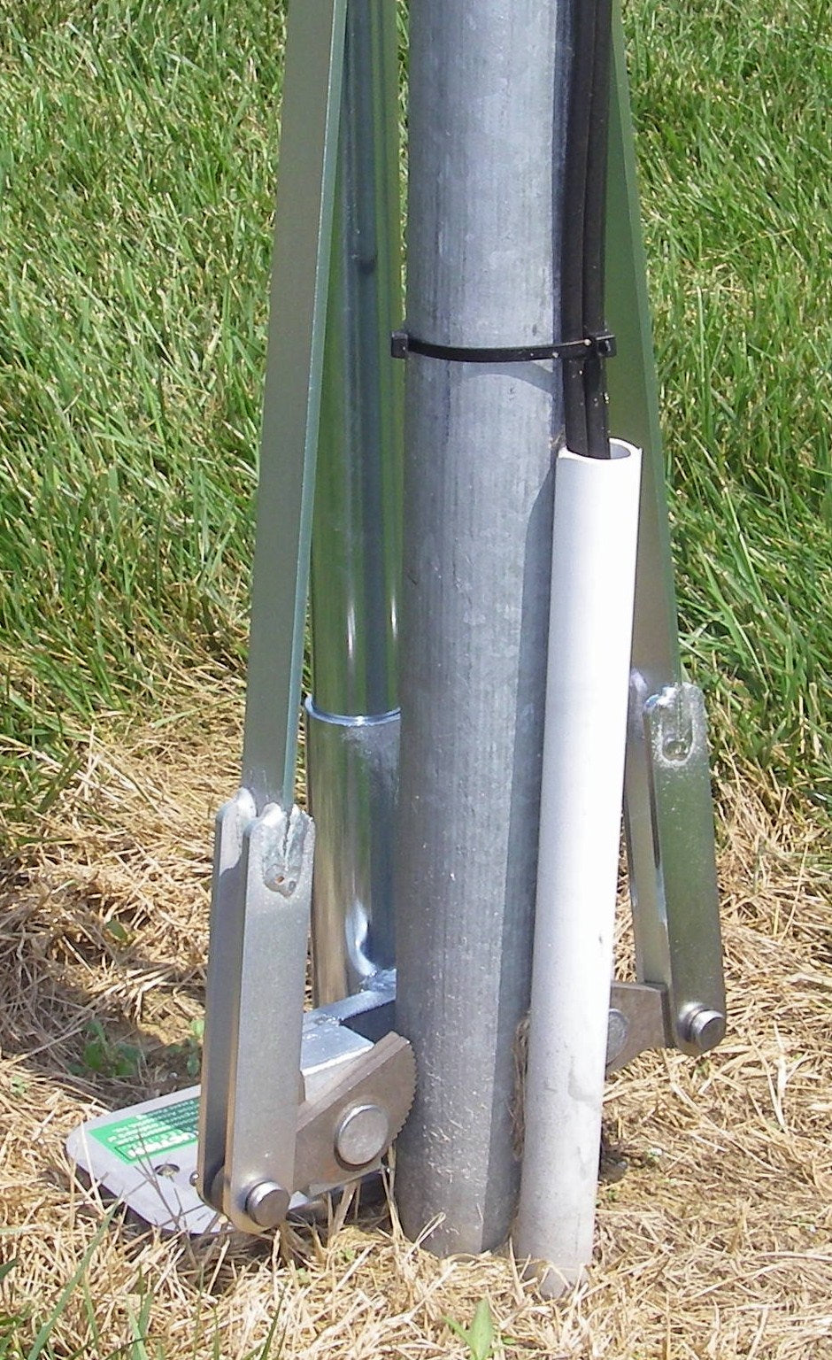 JackJaw® 505 Round Sign Post Super Puller